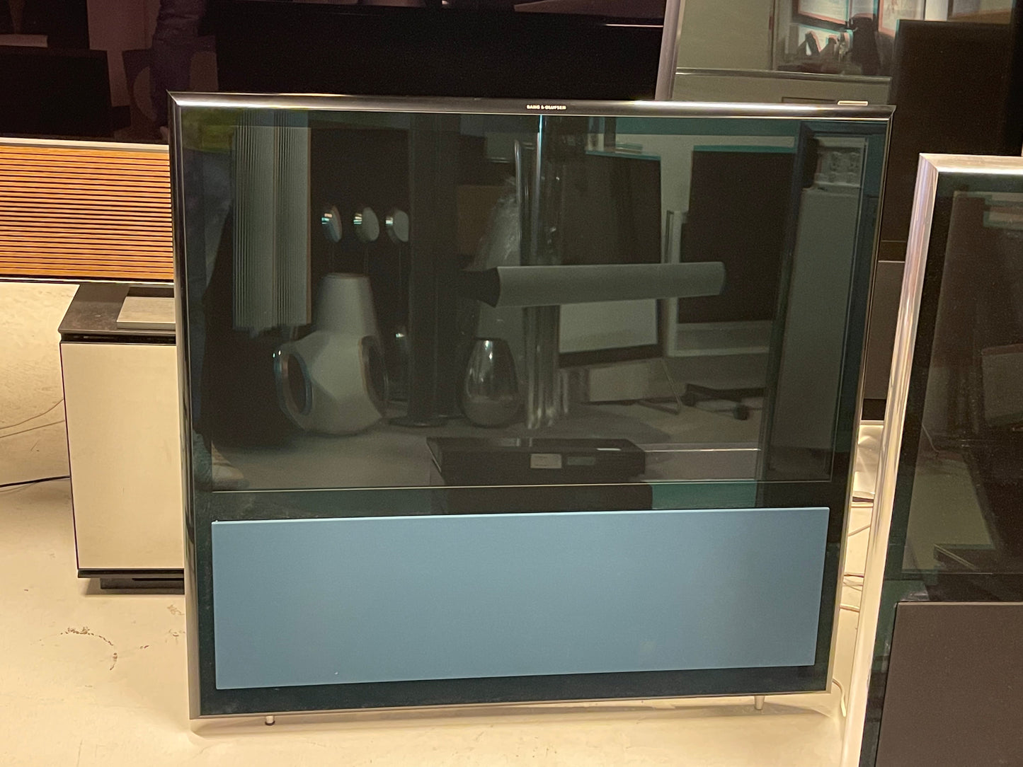 BEOvision 11 40" Sort