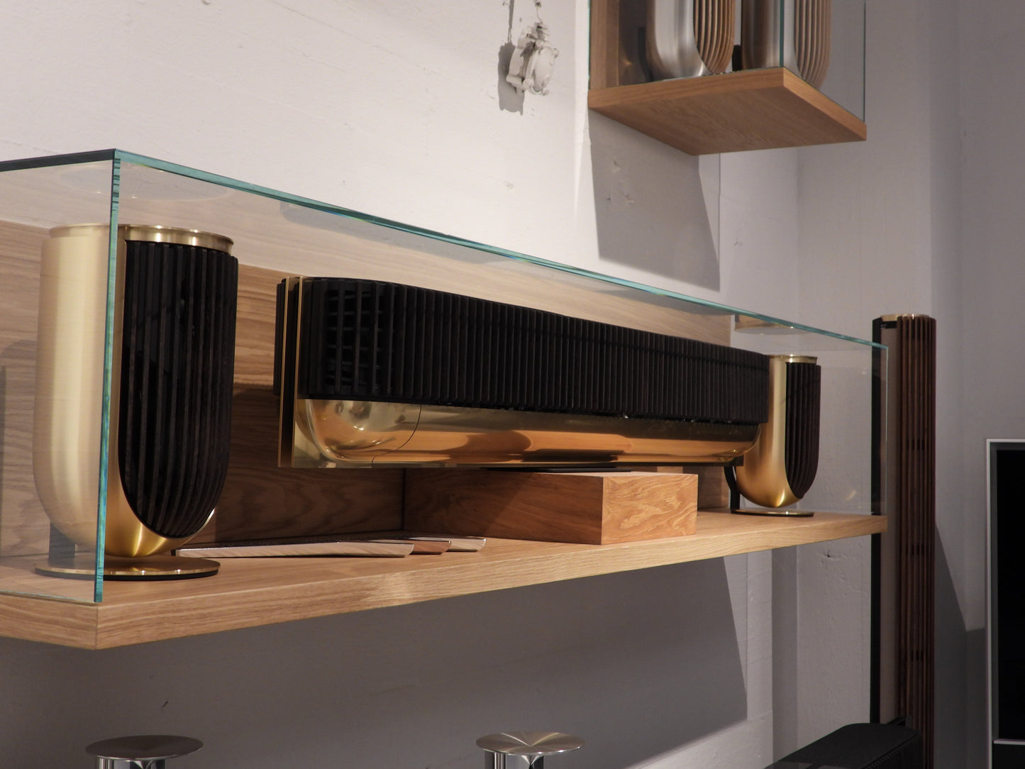BEOsound Theatre anthracite / dark oak