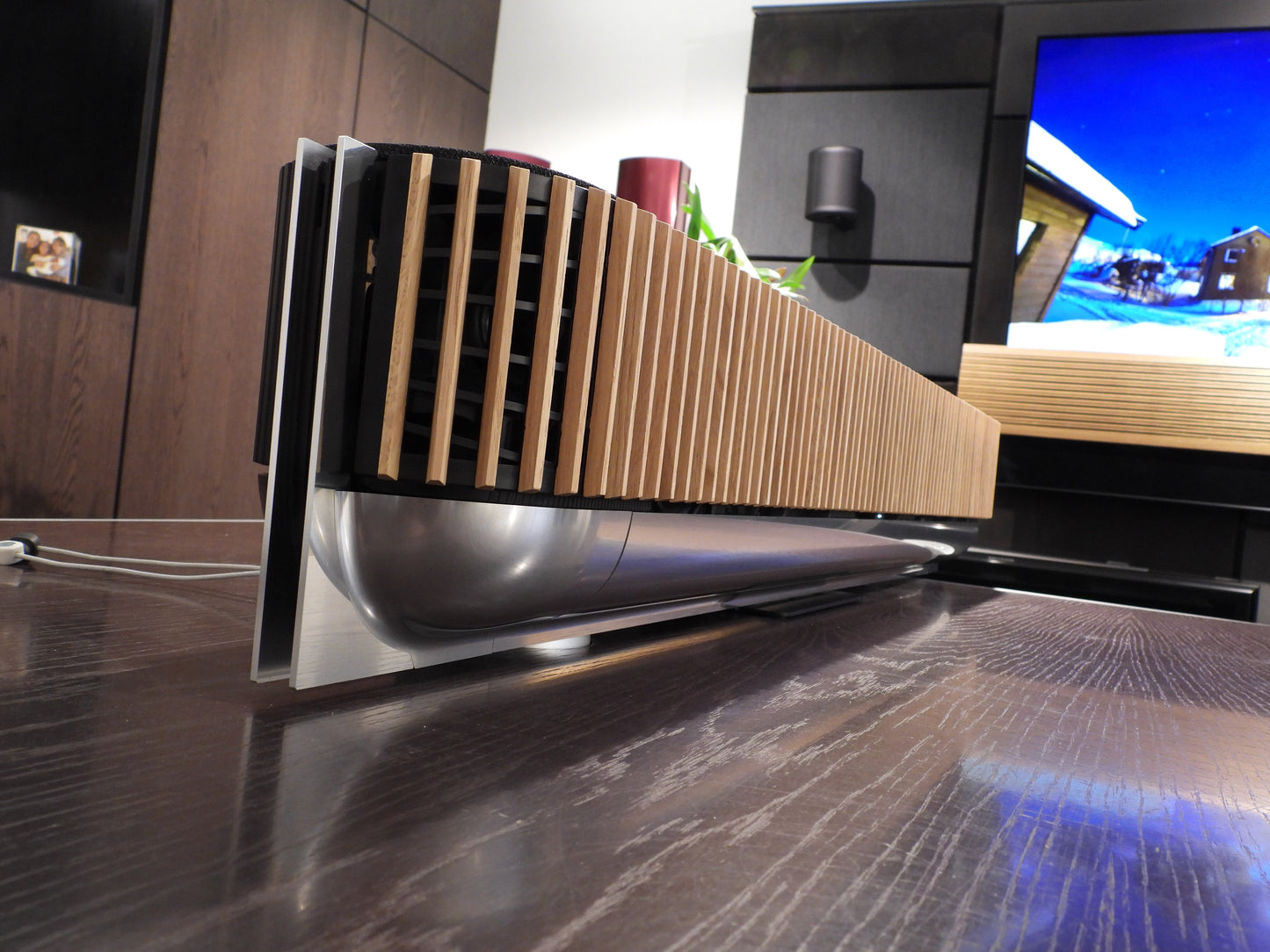 BEOsound Theatre Aluminium / Oak