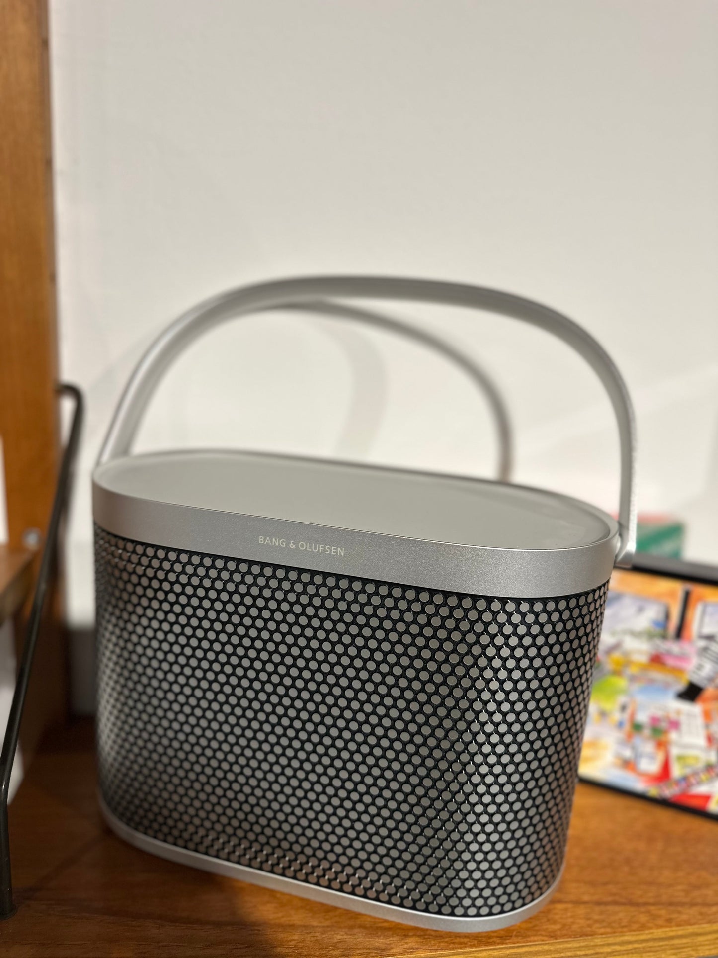 BEOsound A5 Spaced Aluminium