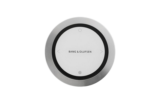 BeoSound Essence Remote på vægbeslag